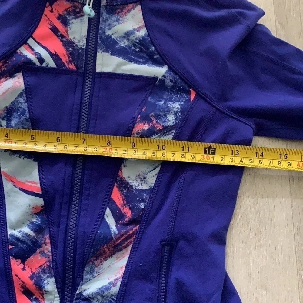 Ivivva Girls Purple Printed Full Zip‎ Athletic Jacket Size 10 Thumbholes